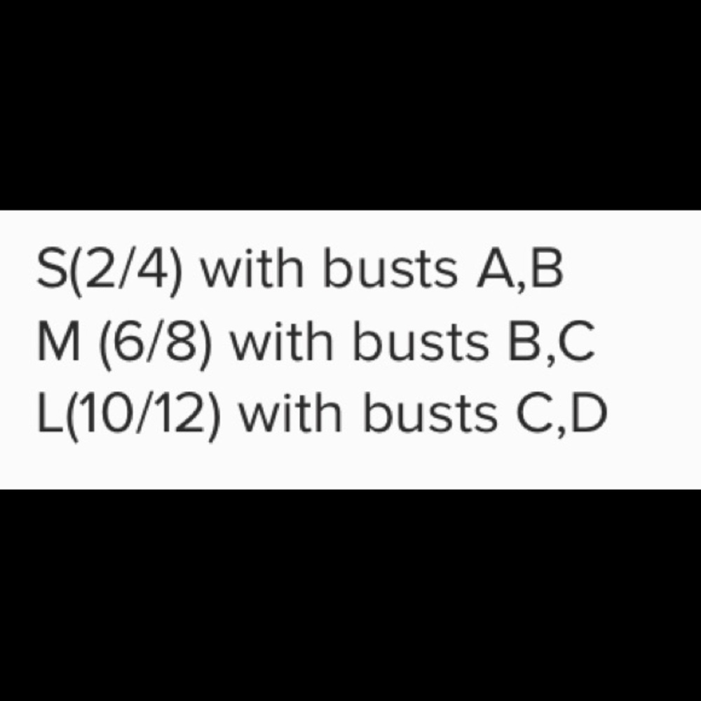 ✨LAST CHANCE✨ Lace Bralette & Shorts Set - Picture 3 of 3